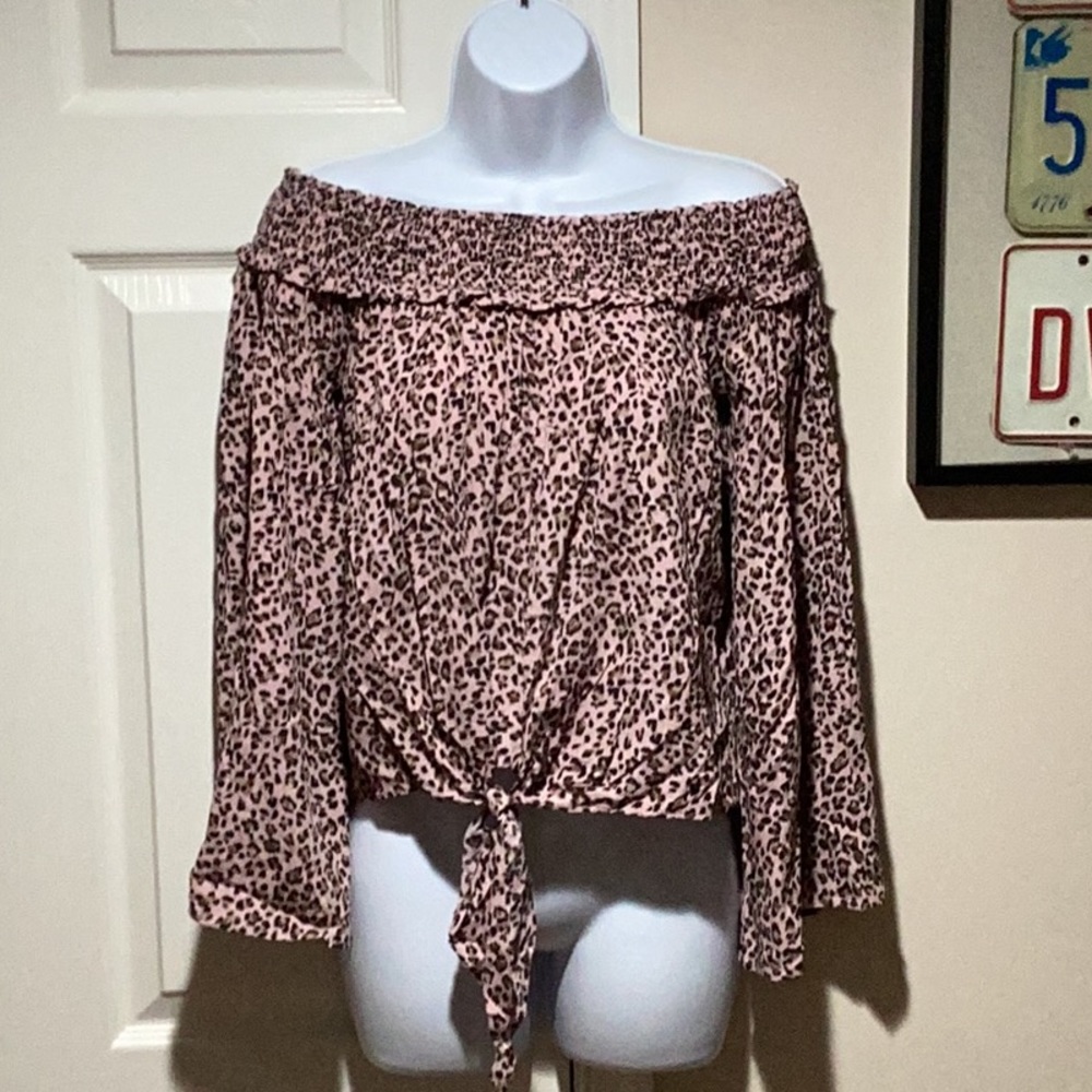 Free People Off the Shoulder Top - Size M - Picture 1 of 10